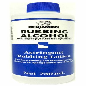 Benjamins Rubbing Alcohol 70 % 250 Ml Benjamins