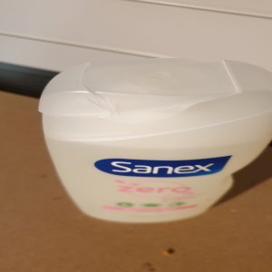 Sanex Damaged – Sanex Zero Percentage Sensitive Skin Shower Gel