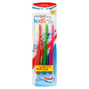 Aquafresh Aquafresh Kids Toothbrush 0-7 Years Soft Bristles 3 Pack