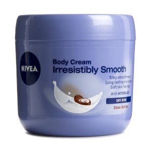 Nivea NIVEA Body Cream Irresistibly Smooth â€“ Dry Skin â€“ 400 Ml